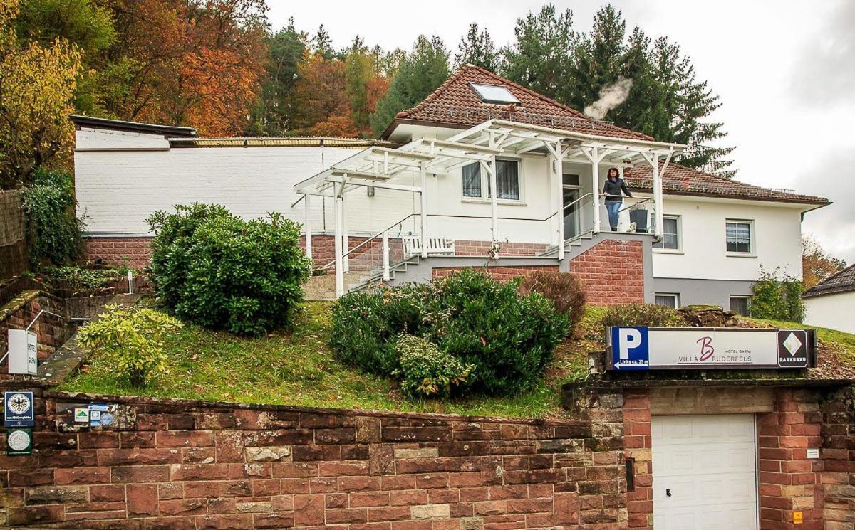 Villa Bruderfels, Garni Rodalben Buitenkant foto